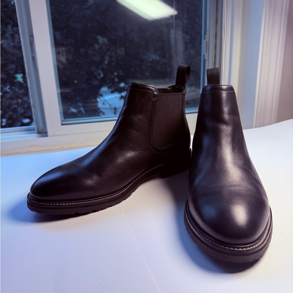 COLE HAAN MENS BLACK BERKSHIRE LUG CHELSEA BOOT SIZE 8 MEDIUM - Picture 3 of 14